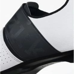 Chaussures Route Fizik Vento Infinito Carbon Noir/Blanc 10 Chaussures Route Fizik Vento Infinito Carbon Noir/Blanc -Fizik Soldes chaussures route fizik vento infinito carbon noir blanc 3